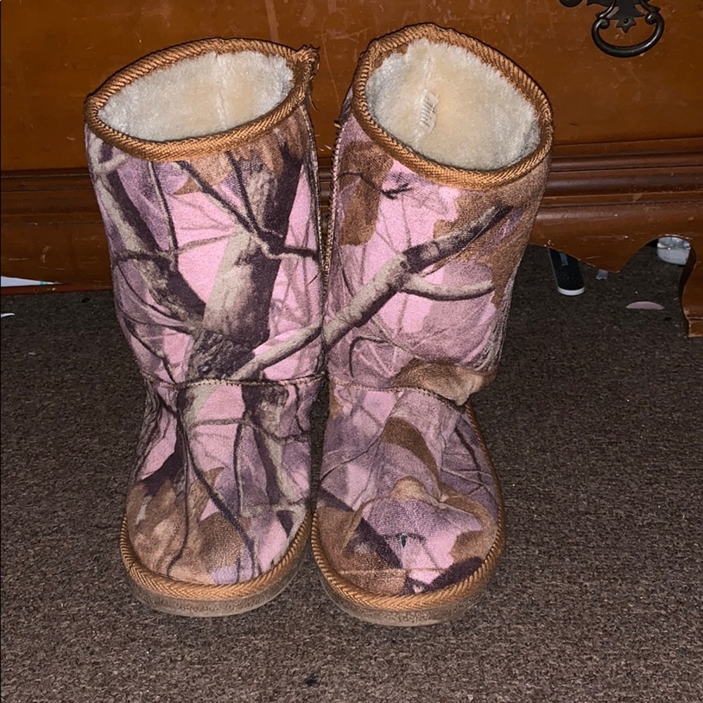 Pink camo boots